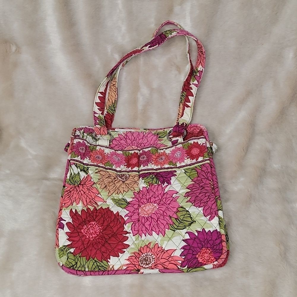VERA BRADLEY HELLO DAHLIA TOTE PURSE (RETIRED PATTERN)